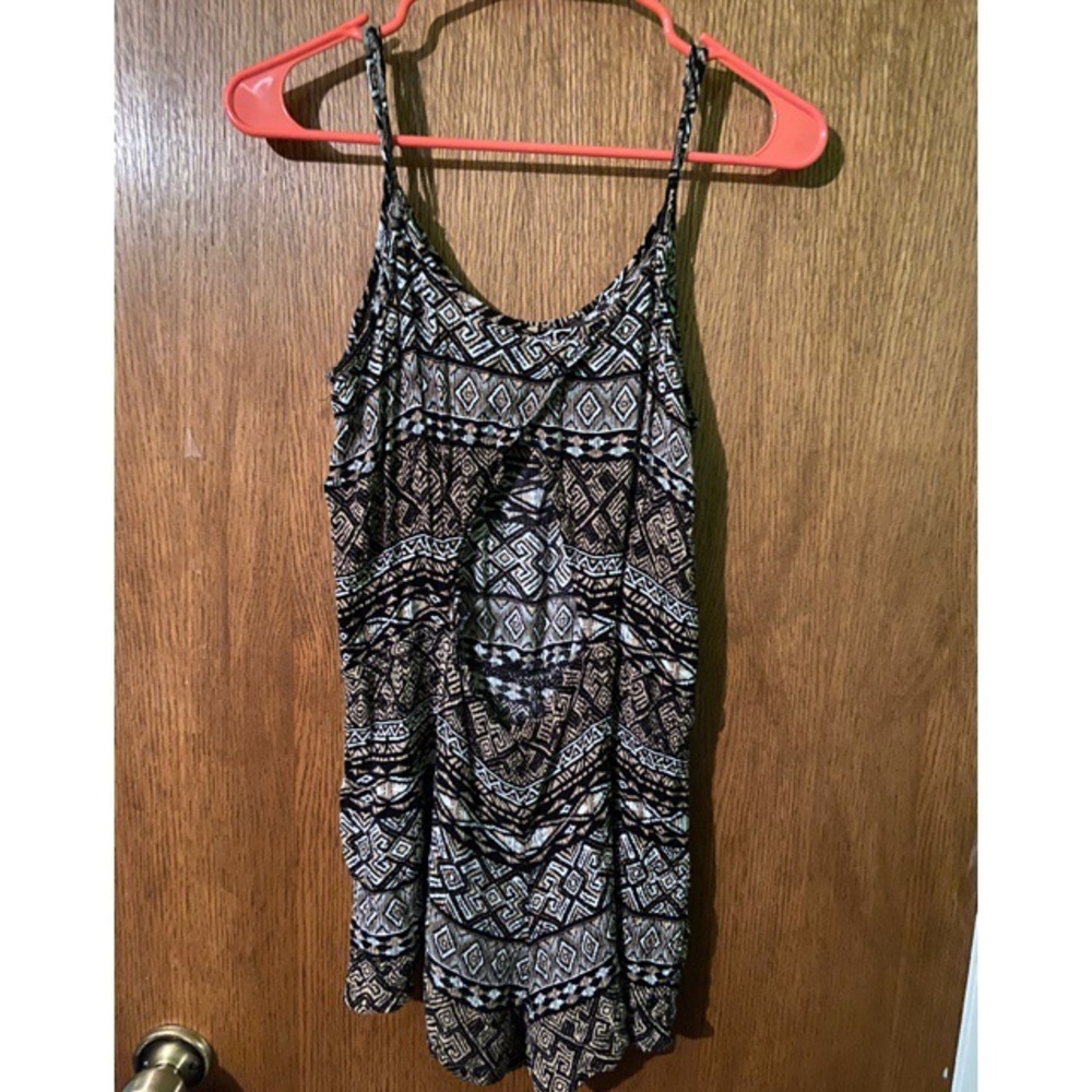 Romper - Picture 2 of 2